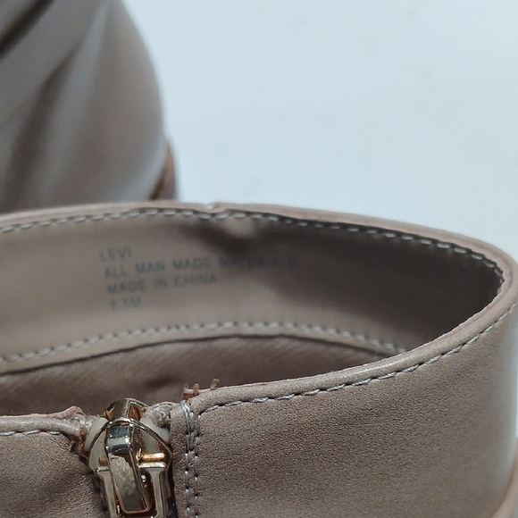 Women's Tan Ankle Boots, Crown & Ivy, New With Out Tags Or Box, Sz 8.5 - Picture 7 of 8
